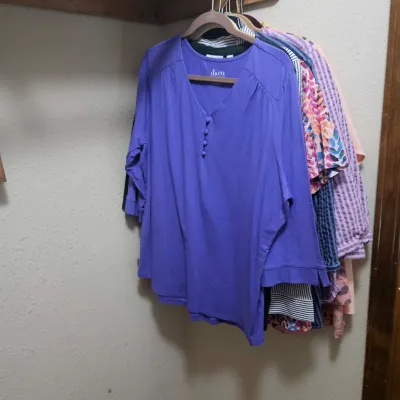 Sale Photo Thumbnail #718