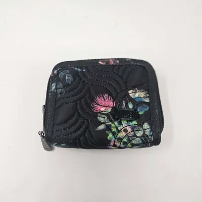 Sale Photo Thumbnail #437