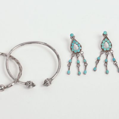 TWO BRACELETS AND A TURQUOISE BROOCH AND EARRINGS.