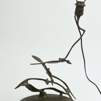 ROBERT GARRET THEW BRONZE SEAGULL LAMP.