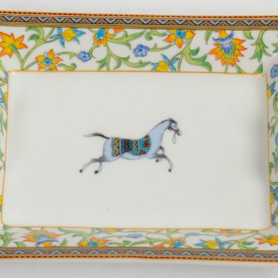 HERMES PORCELAIN ASHTRAY.