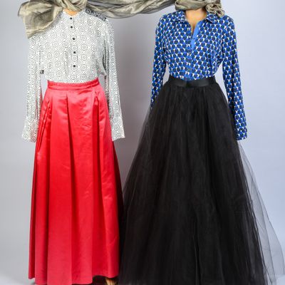 GROUP OF DESIGNER CLOTHING.