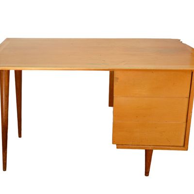 FLORENCE KNOLL SINGLE PEDESTAL DESK.