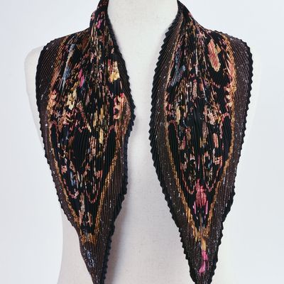 HERMÈS SILK PLISSÉ CARRÉ SCARF.