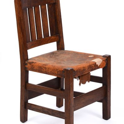 GUSTAV STICKLEY V-BACK SIDE CHAIR.