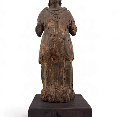 Chinese Carved Wood Devotional Figure, Ming-Qing Dynasty