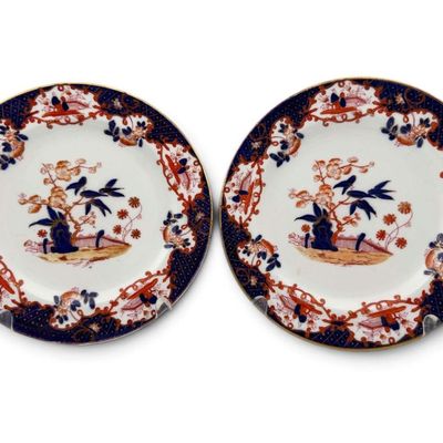 Pair Of Antique Chinese Export Porcelain Plates