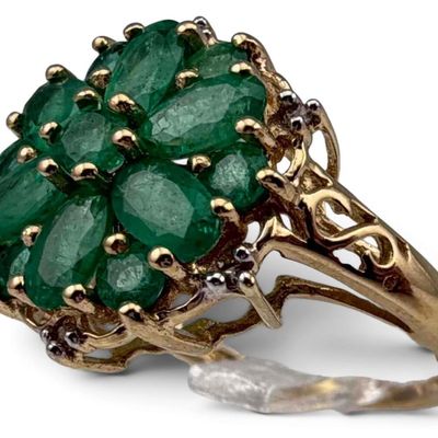 14K Emerald Diamond Ring