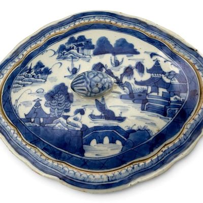 Chinese Blue Canton Porcelain Covered Dish