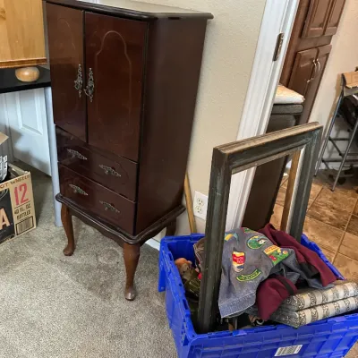 Sale Photo Thumbnail #303