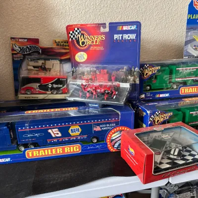 Sale Photo Thumbnail #391