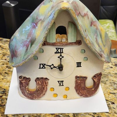 Sale Photo Thumbnail #32: vtg ceramic German chalet style clock