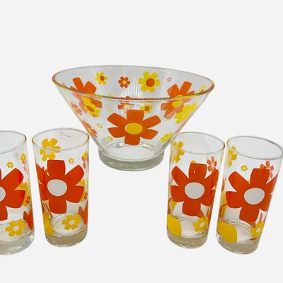 Sale Photo Thumbnail #209: 60’s Anchor Hocking Spiffy Floral Glass Bowl & 4 Glasses Mid Century