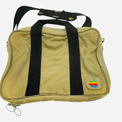 Sale Photo Thumbnail #252: Vintage APPLE Computer Laptop Bag