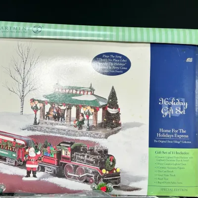 Department 56 Holiday Gift Set 