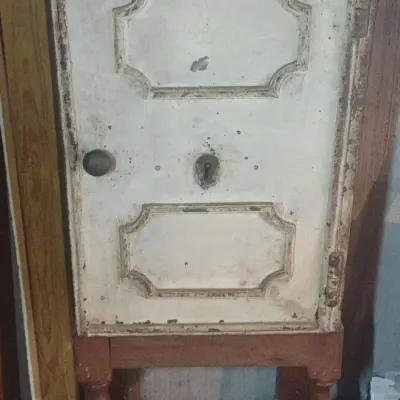 Vintage Safe With Skeleton Key Lock