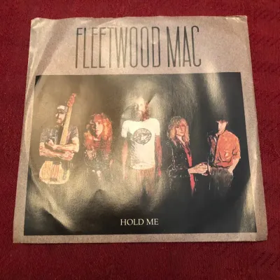 Fleetwood Mac – “Hold Me” / “Eyes of the World” | Warner Bros. 45 RPM Single, 7-29966