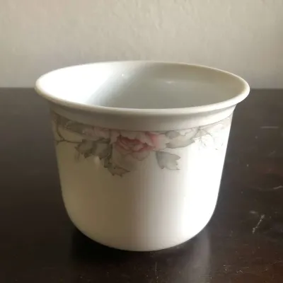 FTD Floral Porcelain Cache Pot Planter, White with Pink Roses & Gray Band, Japan, Approx. 5" Wide