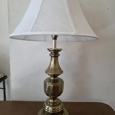 Traditional Brass Finish Table Lamp