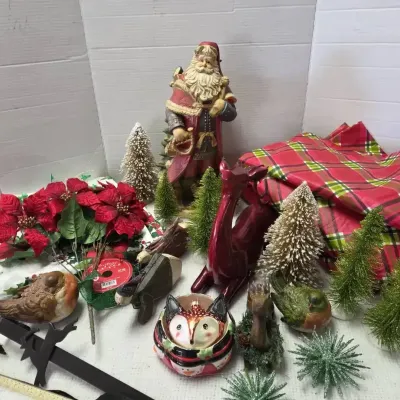 Christmas Decorations! See Pictures! 