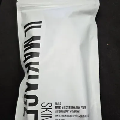 IL MAKIAGE SKIN Magic Moisterizing Sun Foam
