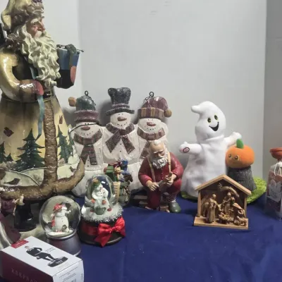 Holiday Lot