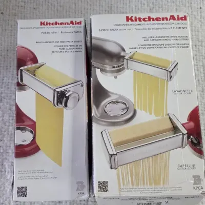 KitchenAid Pasta Roller & 2 Piece Pasta Cutter