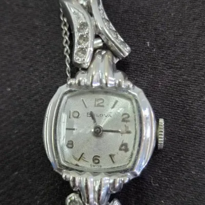 Vintage Bulova 10k R.G.P. Bezel Wind Up Watch 