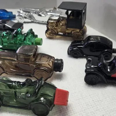 Vintage Avon Car Cologne/Aftershave Shave Decanter Bottles 