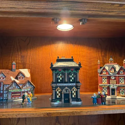 Sale Photo Thumbnail #38