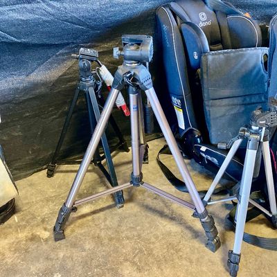 Sale Photo Thumbnail #313: Tri pods