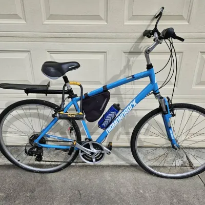 Diamondback Edgewood Hybrid Bicycle – Blue with Accessories