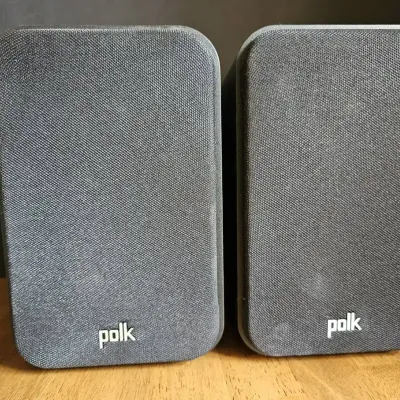 Pair of Polk Audio Signature S10 Bookshelf / Surround Sound Speakers