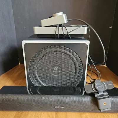 Electronics Lot – Logitech Z4 Speakers, Creative Soundbar & Amcrest Webcam