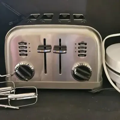 3-Piece Small Kitchen Appliance Lot – 4-Slice Toaster, Hand Mixer & Waffle Maker