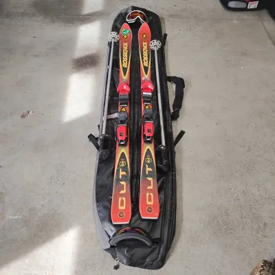 Rossignol Cut Skis with Bindings, Ski Poles, Goggles & Carrying Bag
