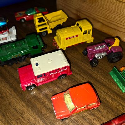 Sale Photo Thumbnail #375