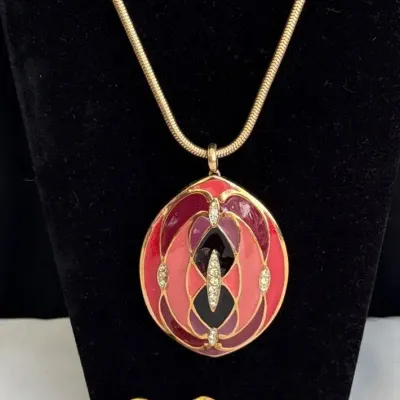 Vintage EISENBERG Costume Jewelry 19” Necklace W/ Matching Clip On Earrings 