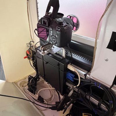 Sale Photo Thumbnail #78: E26-PHOTO BOOTH!!

The printer has a brand new roll of photo paper on it minus one (659)
It will come with an additional new roll (700)

This also will come with a brand new ink cartridge.

All items pictured will be included.

This requires a subscriptio