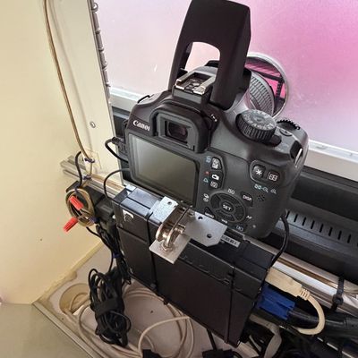 Sale Photo Thumbnail #71: E26-PHOTO BOOTH!!

The printer has a brand new roll of photo paper on it minus one (659)
It will come with an additional new roll (700)

This also will come with a brand new ink cartridge.

All items pictured will be included.

This requires a subscriptio