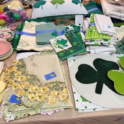 Sale Photo Thumbnail #158: St. Patrick’s table decor