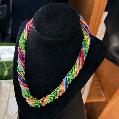 Sale Photo Thumbnail #73: Ross Simons twist bead necklace