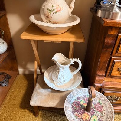 Sale Photo Thumbnail #38: Vintage wash basins 