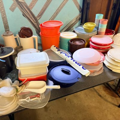 Sale Photo Thumbnail #148: Vintage Tupperware