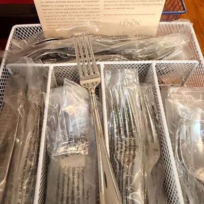 Sale Photo Thumbnail #118: “Marquette” by Oneida stainless  flatware set