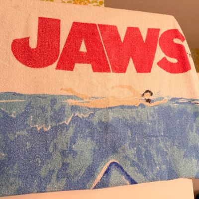 Sale Photo Thumbnail #50: Rare vintage Jaws movie  beach towel