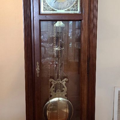 Sale Photo Thumbnail #33: Howard Miller grandfather clock
