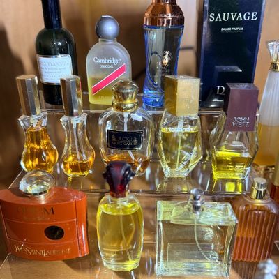Sale Photo Thumbnail #84: Vintage perfume