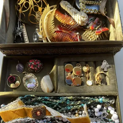 Elegant Beaded Jewelry Box Lot Necklaces Pendants Hair Combs Cufflinks Agate