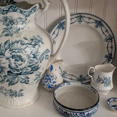 Traditional Blue Transferware Lot Irving Colonial Pottery Pitcher Meakin Tintern